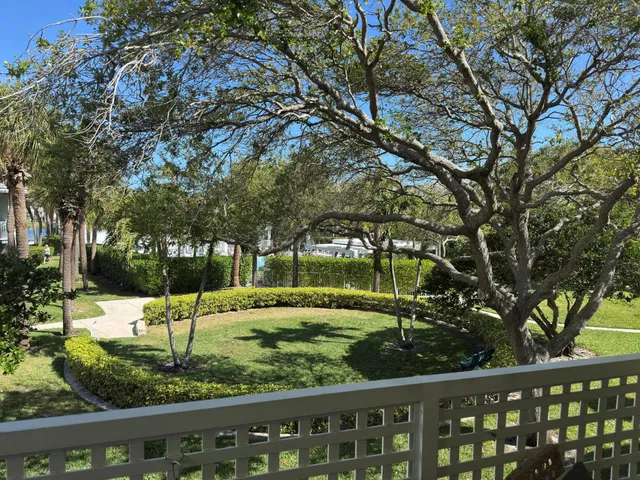 Residence photo 40