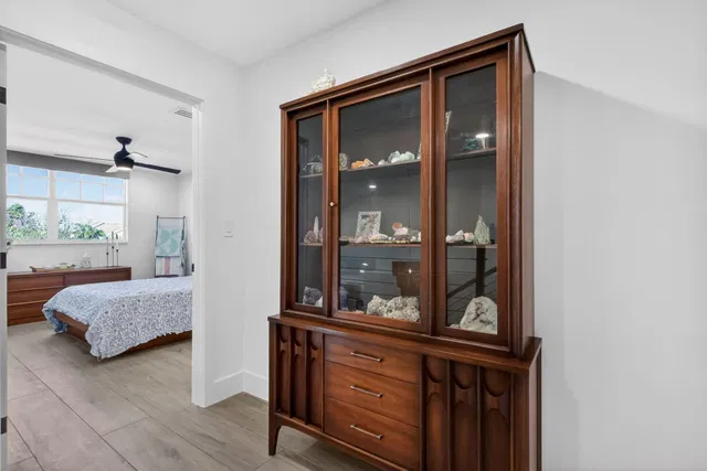 Residence photo 51