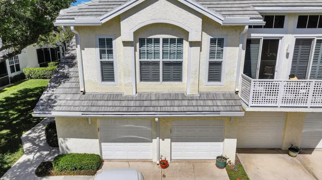Residence photo 57