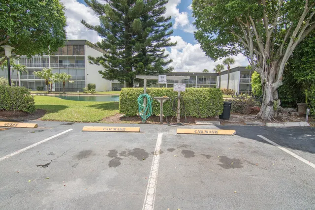 Unit 412 photo 39