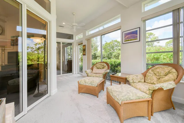 Harbour Ridge Residence photo 18