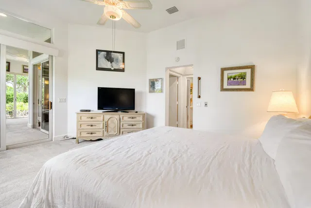 Harbour Ridge Residence photo 33