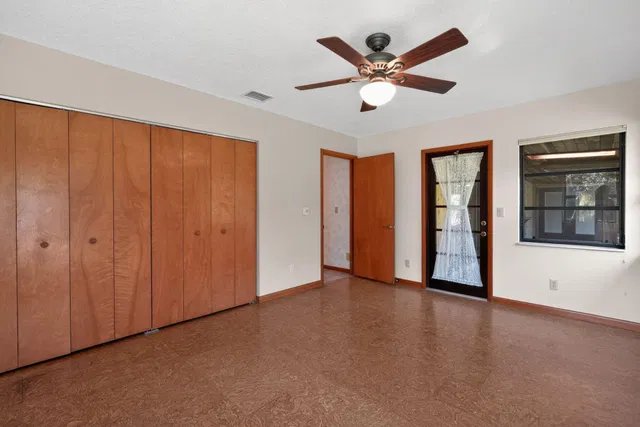 Residence photo 24