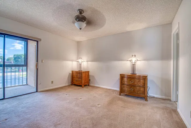  Unit 215 photo 9