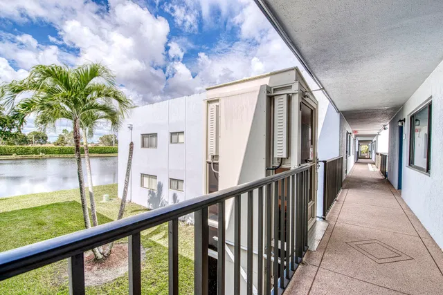  Unit 215 photo 14