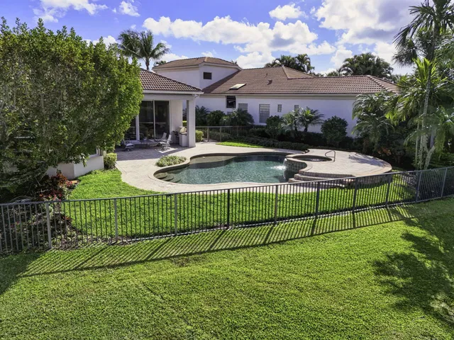 Mirasol Country Club Residence photo 77