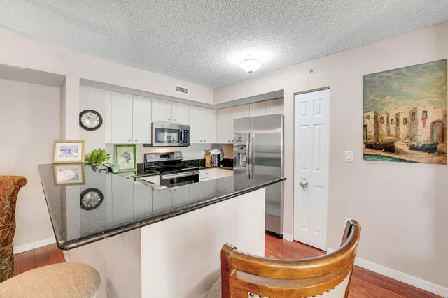 Flagler Pointe Unit 435 photo 6