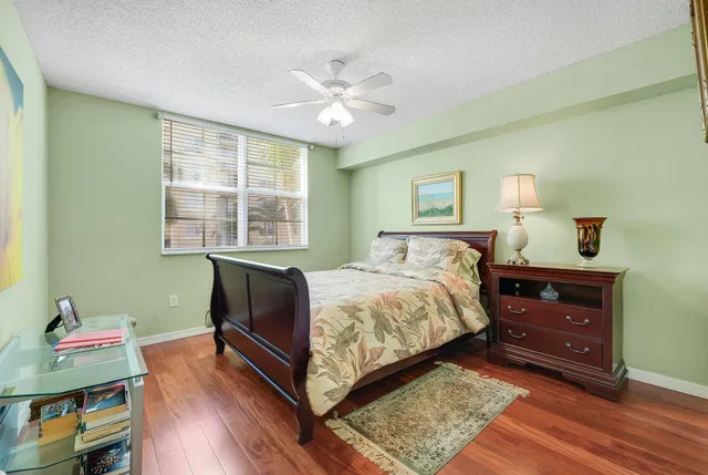 Flagler Pointe Unit 435 photo 13