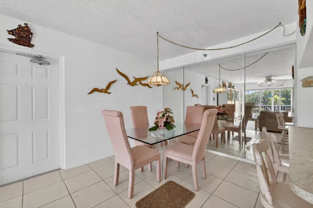 Unit B2 108 photo 13