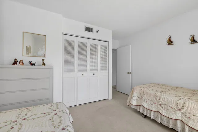 Unit B2 108 photo 22