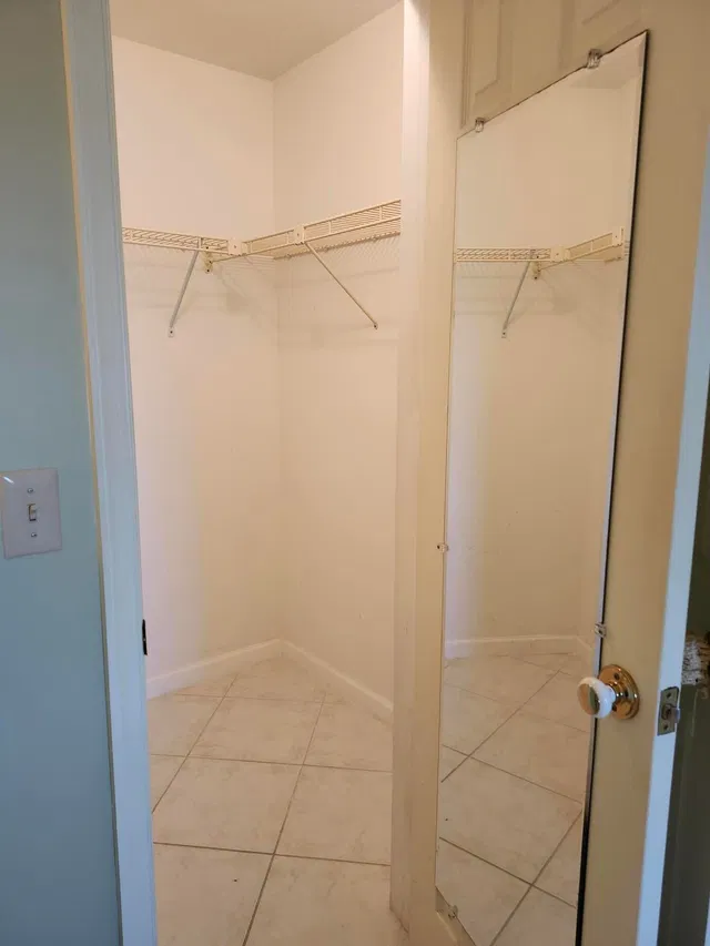 Unit 408 photo 15