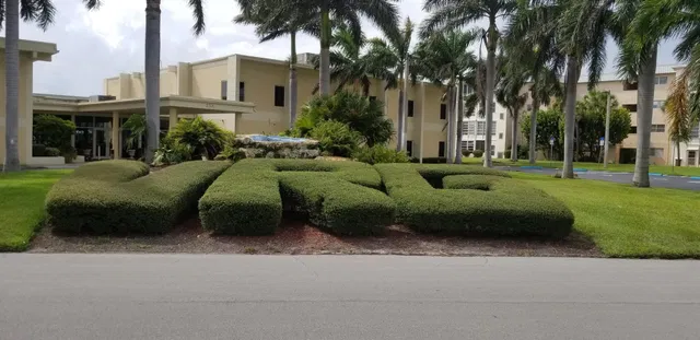 Unit 408 photo 38