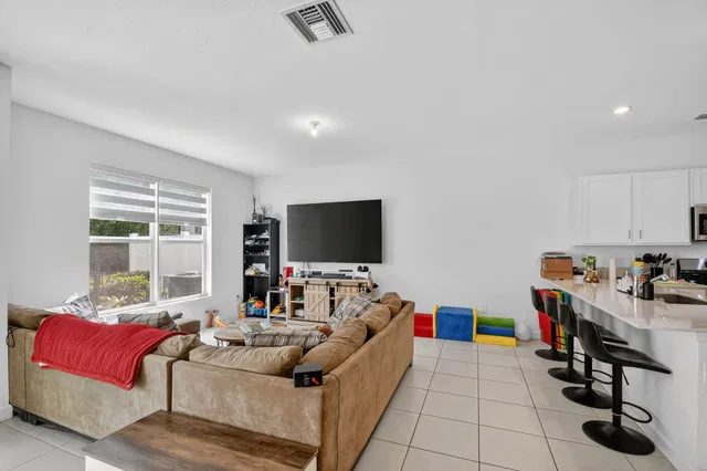 Residence photo 11