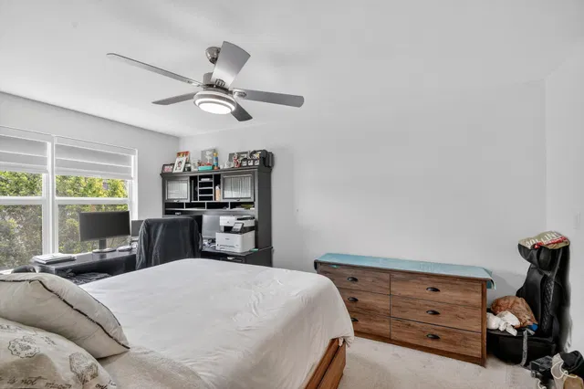 Residence photo 15