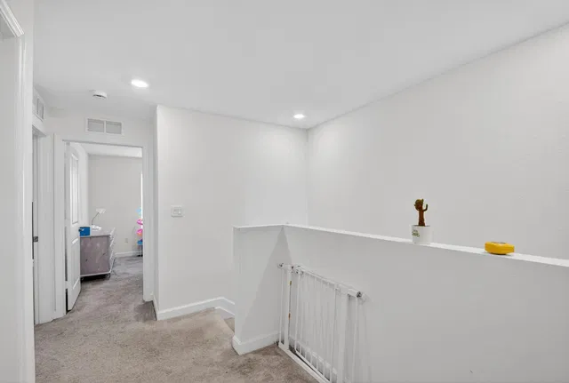 Residence photo 22