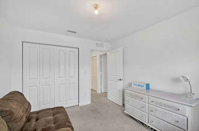 Residence photo 24