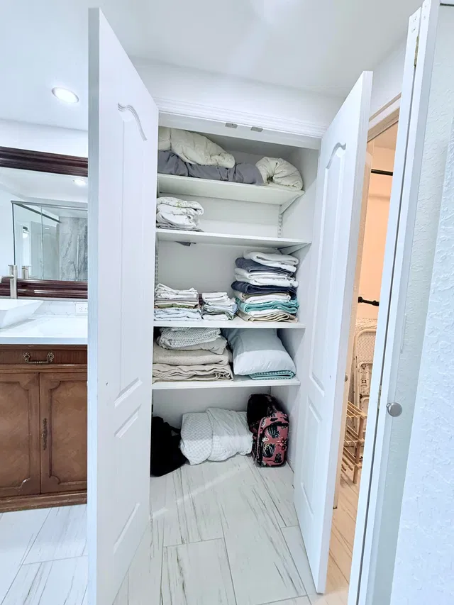 Unit 407 photo 14