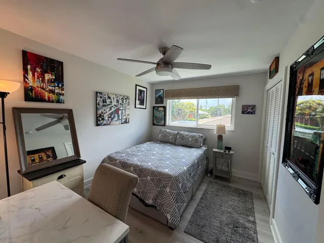Unit 2-204 photo 6