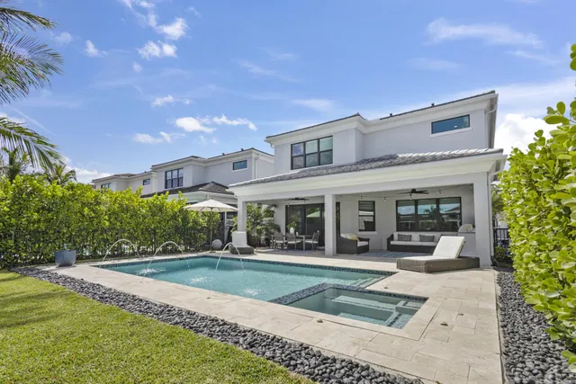 Artistry Palm Beach Gardens Residence photo 21