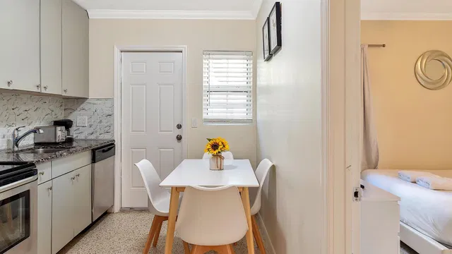  Residence photo 23