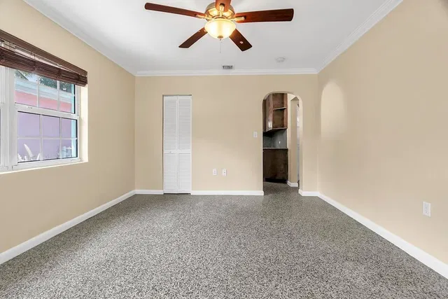  Residence photo 36