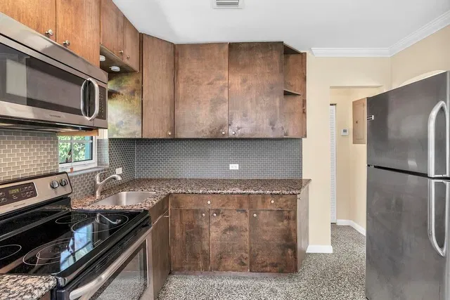  Residence photo 41