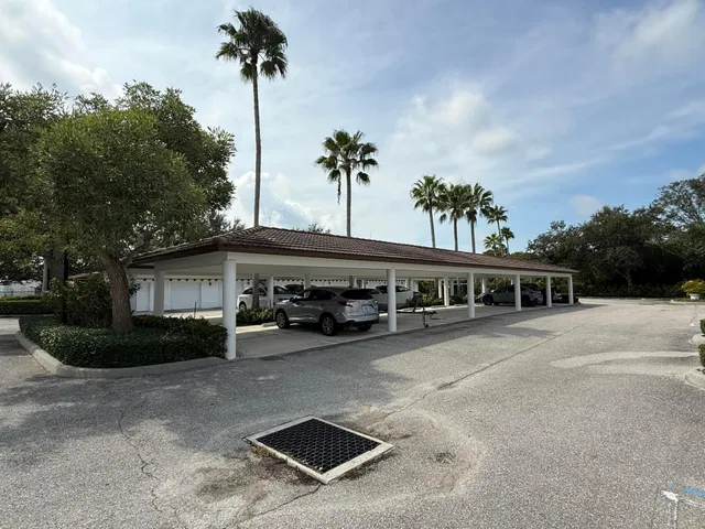 Residence photo 9