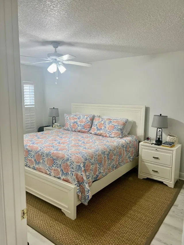 Residence photo 5