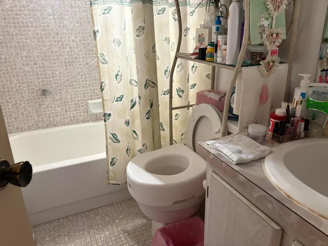 Unit 862 R photo 8