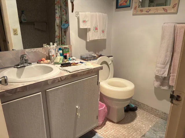 Unit 862 R photo 9