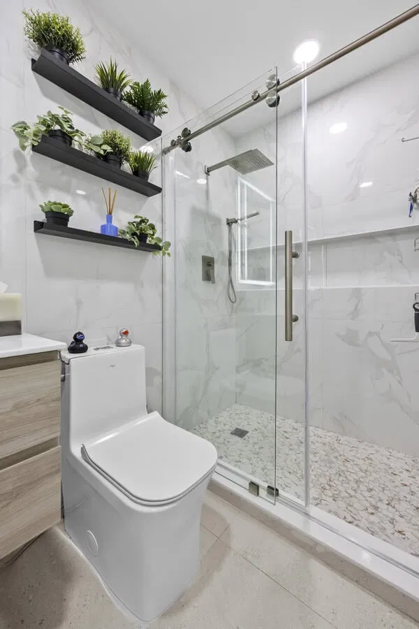 Unit 233 photo 14