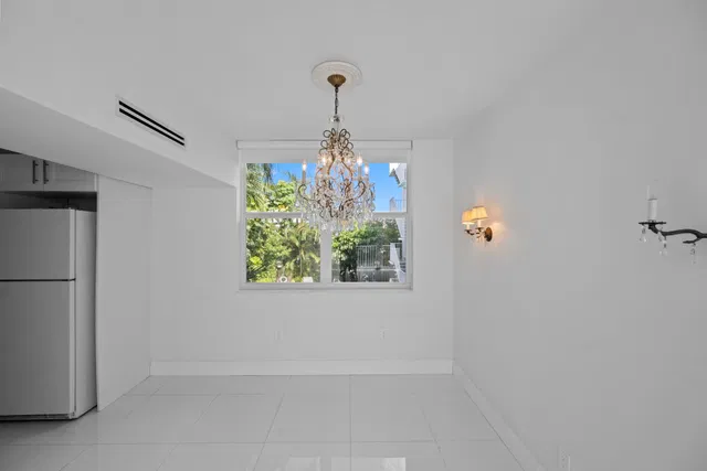 In-Town Palm Beach Unit 2010 photo 4