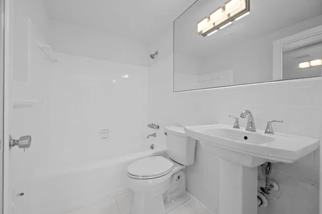 In-Town Palm Beach Unit 2010 photo 27