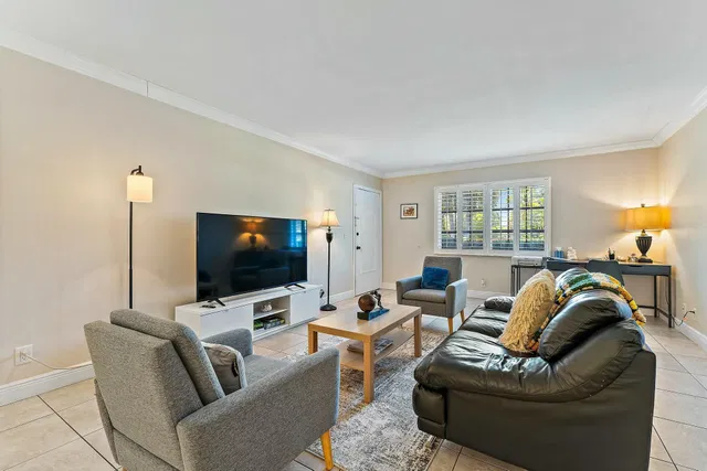 Singer Island Residence photo 3