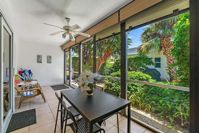 Singer Island Residence photo 12