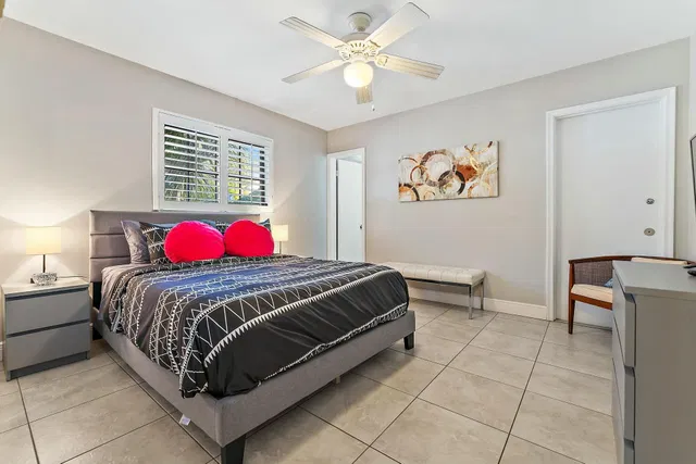 Singer Island Residence photo 13