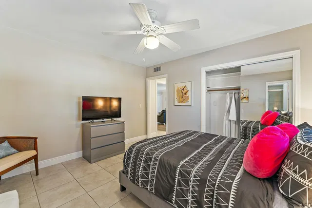 Singer Island Residence photo 14
