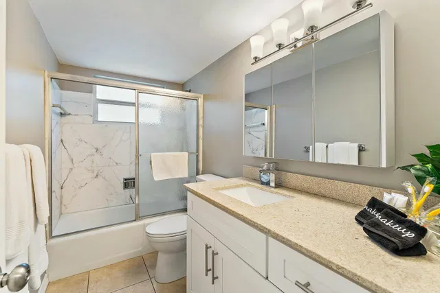 Singer Island Residence photo 17