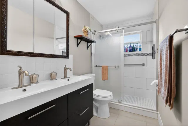  Unit W113 photo 21