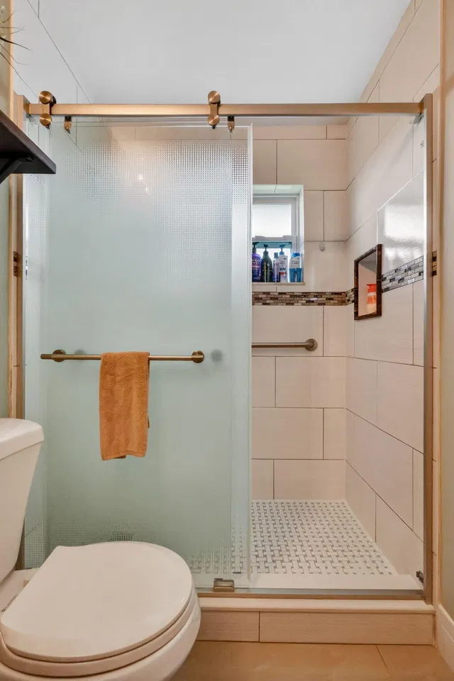  Unit W113 photo 22