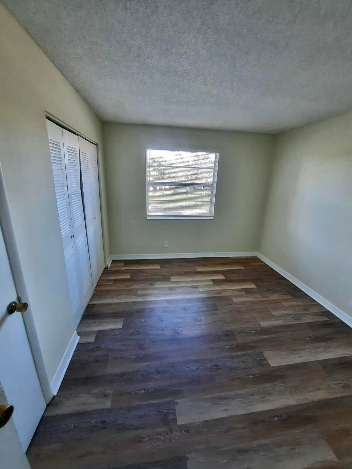  Unit 208 photo 6