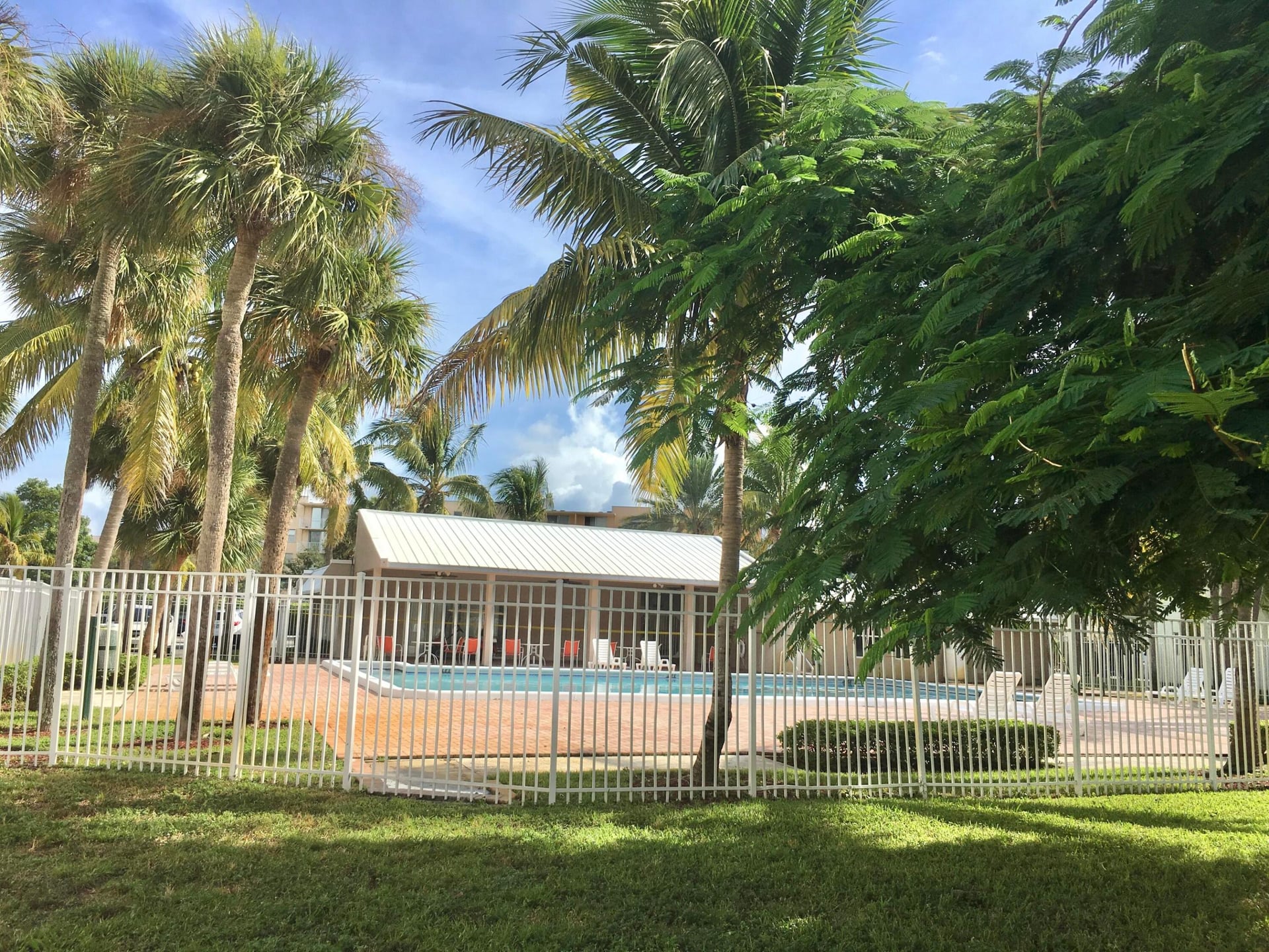  Unit 208 photo 11