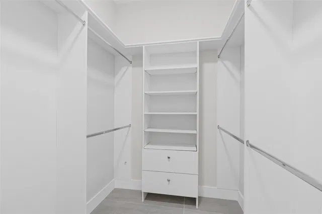 Residence photo 10