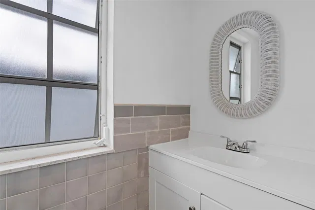 Residence photo 32