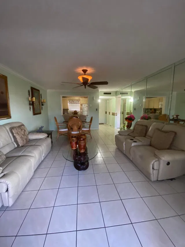 Unit 302 photo 6