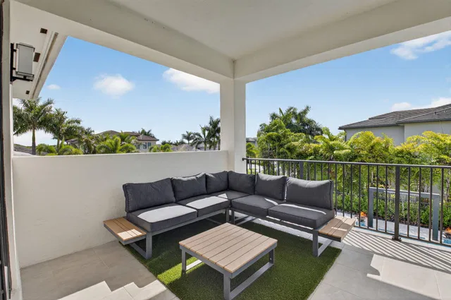 Boca Bridges Residence photo 58