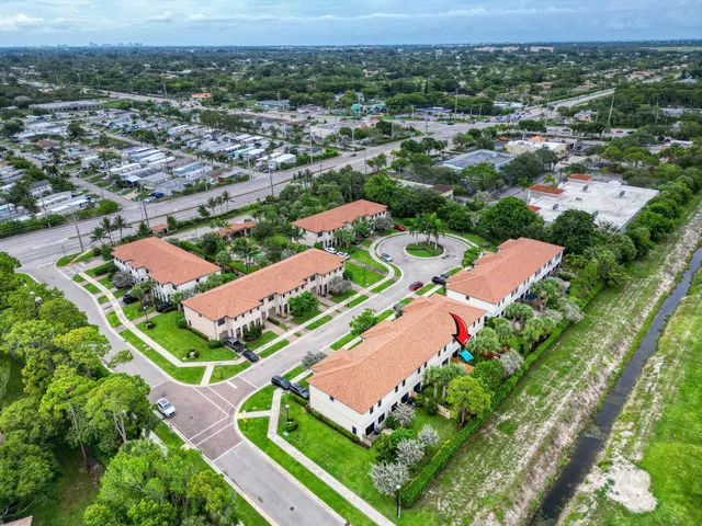  Residence photo 27