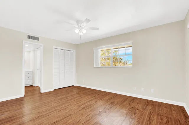 Unit Apt 201 photo 11