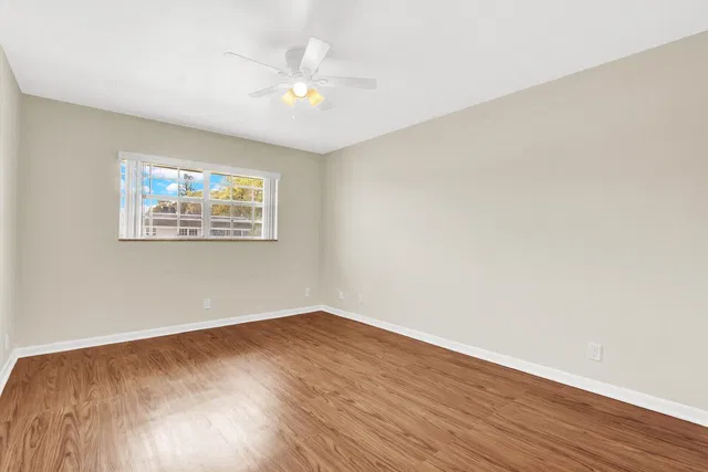 Unit Apt 201 photo 18