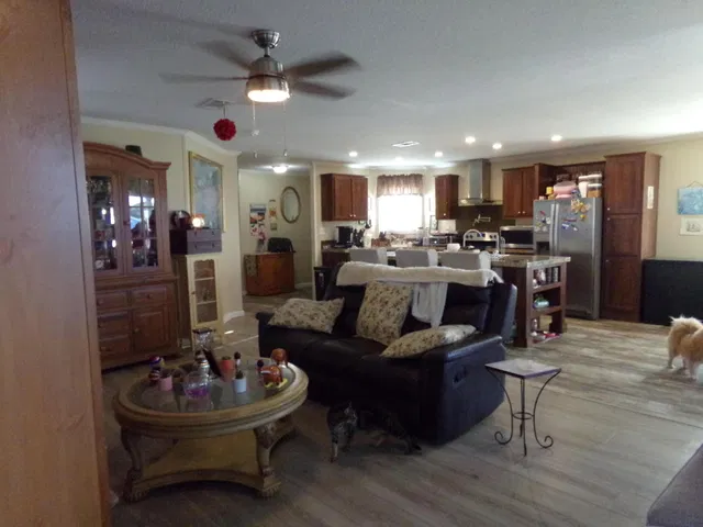Residence photo 6